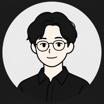 KENのXプロフィールと同じ、眼鏡と黒いシャツのキャラクター